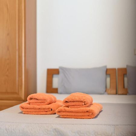 Guesthouse Agnandi Като-Лутраки Экстерьер фото