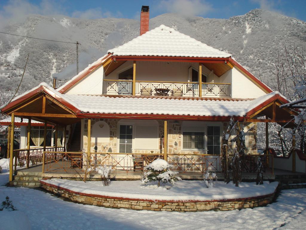 Guesthouse Agnandi Като-Лутраки Экстерьер фото